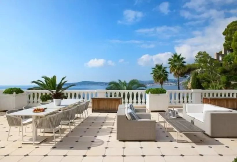 سوئیت مدیریتی 2 خوابه, Cap Estel