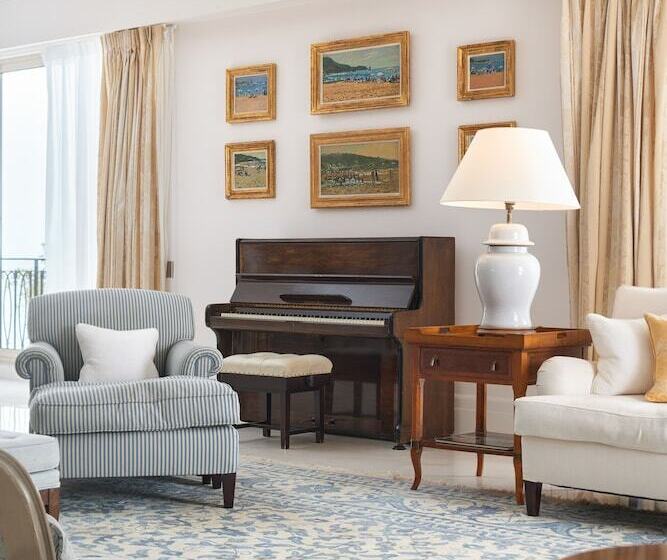 סוויטת אקזקיוטיב 2 חדרים, Cap Estel