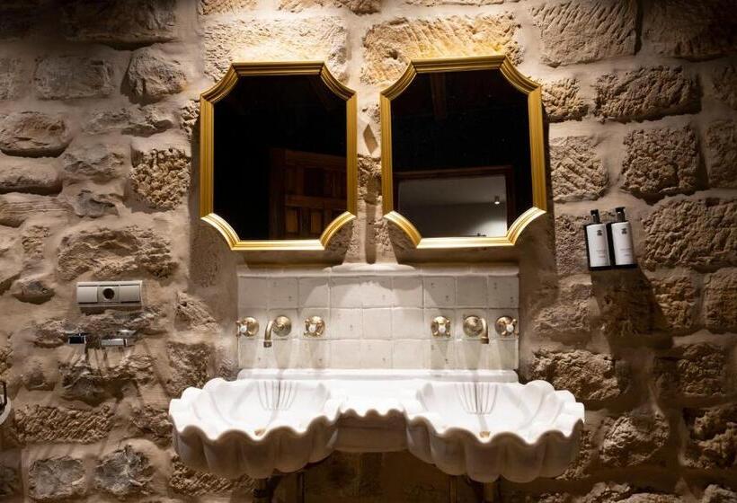 标准间, Cetina Palacio De Los Salcedo