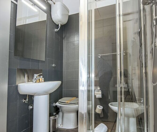 חדר סטנדרט, Crossroad