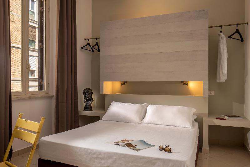 اتاق استاندارد برای معلولان, Crossroad