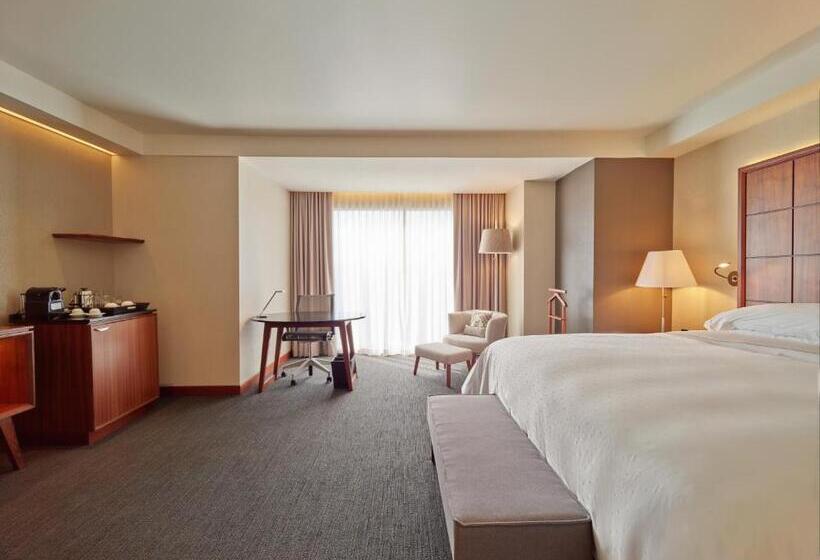 Номер Deluxe Кровать Кинг, Grand Fiesta Americana Chapultepec