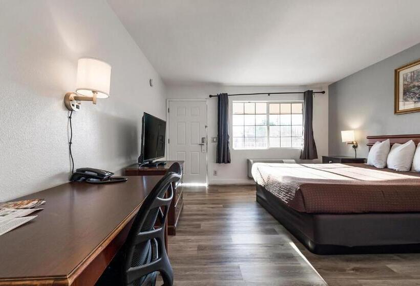 스탠다드 룸 킹사이즈 침대, Heritage Inn Express Chico
