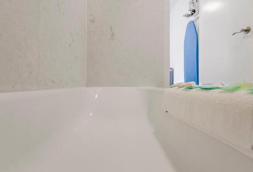 غرفه قياسيه سريرين مزدوجين, Heritage Inn Express Chico