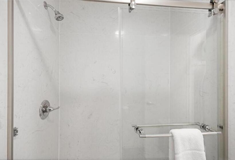 스위트, Heritage Inn Express Chico