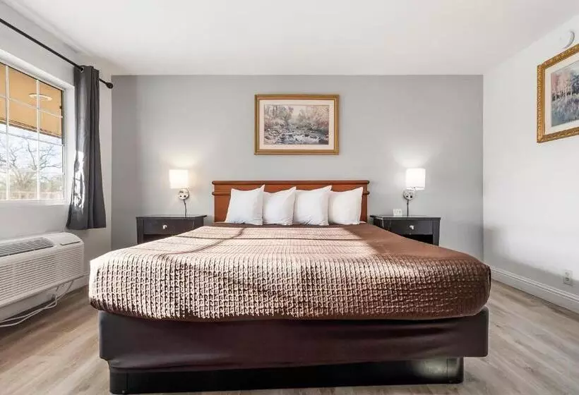 اتاق استاندارد با تخت بزرگ, Heritage Inn Express Chico