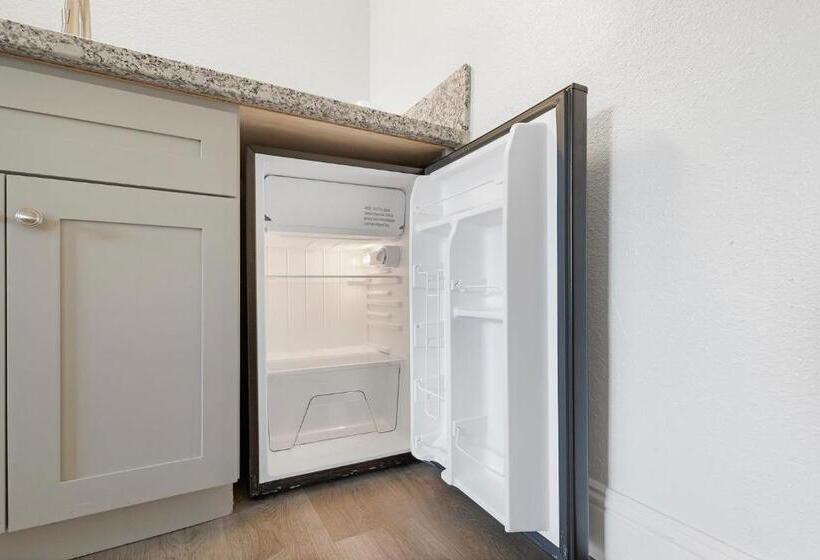 جناح, Heritage Inn Express Chico