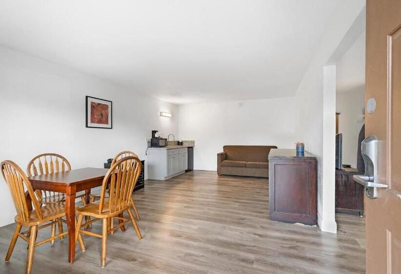 جناح, Heritage Inn Express Chico