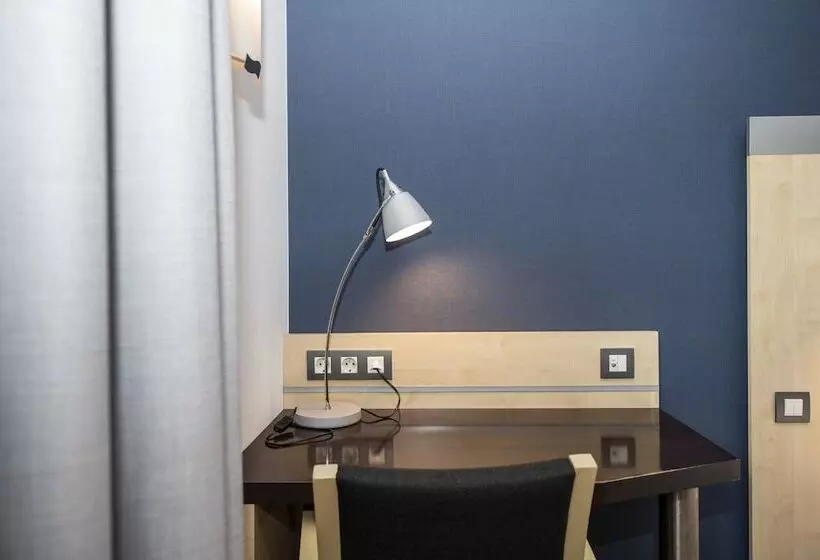 スタンダードルーム, Holiday Inn Express Barcelona   Montmeló, An Ihg