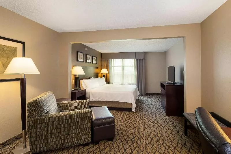 Executive-huone King-vuode, Holiday Inn Express Bloomington West, An Ihg