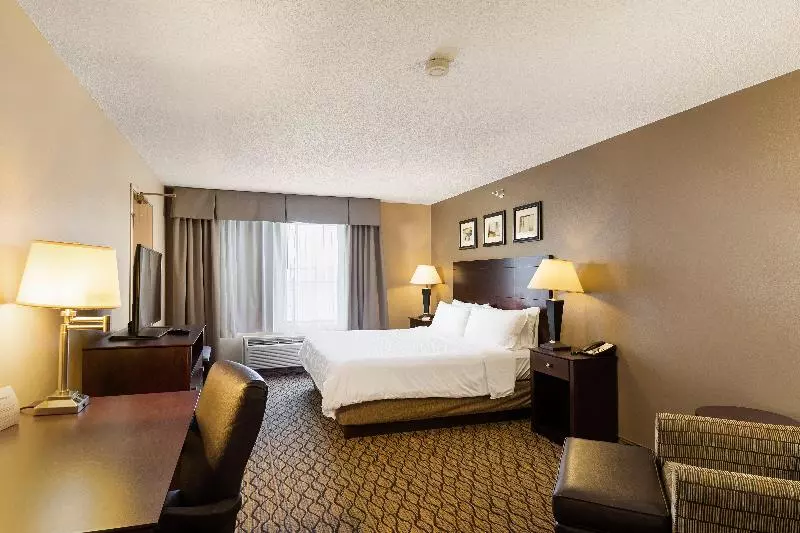 Executive-huone King-vuode, Holiday Inn Express Bloomington West, An Ihg
