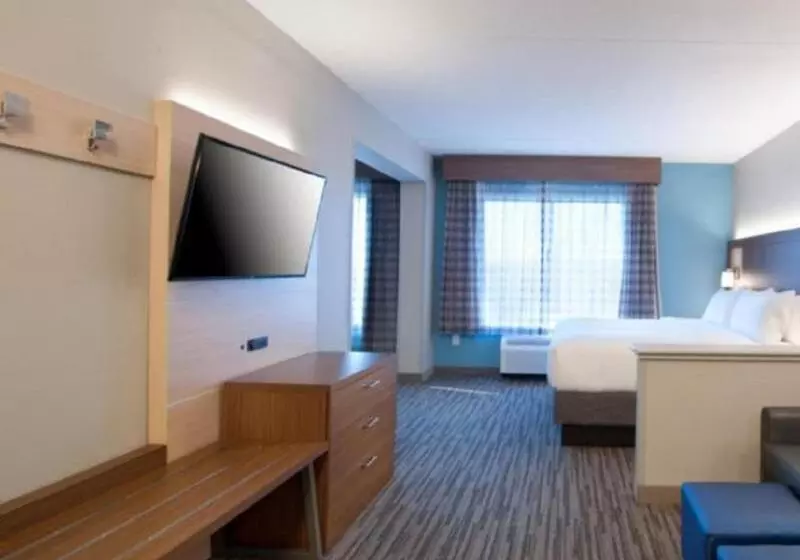 身障者適用キングサイズベッドルーム, Holiday Inn Express Quantico   Stafford, An Ihg