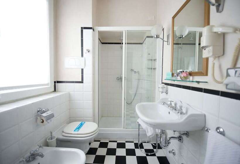 اتاق سوپریور با چشمانداز, Mercure Milano Centro