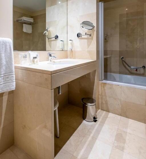 غرفة كلاسيكية, Octant Lousa