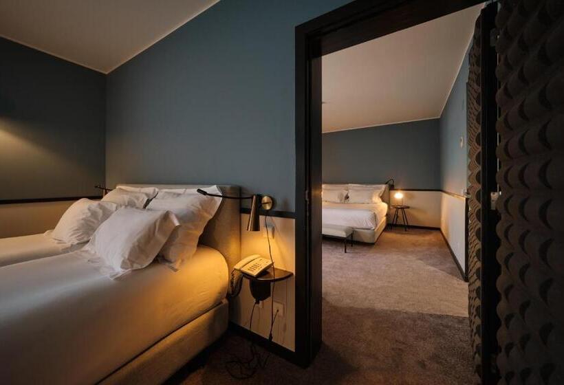 غرفة قياسية متصلة, Octant Lousa