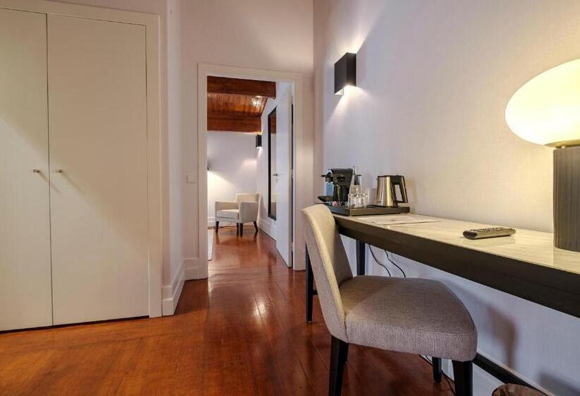 Suite Superior, Octant Lousa