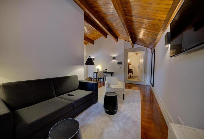 Suite Superior, Octant Lousa