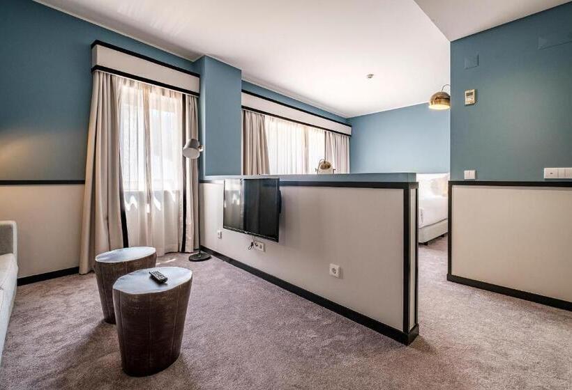 جناح, Octant Lousa