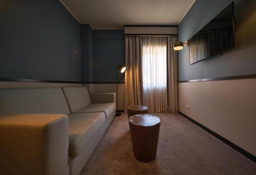 جناح, Octant Lousa