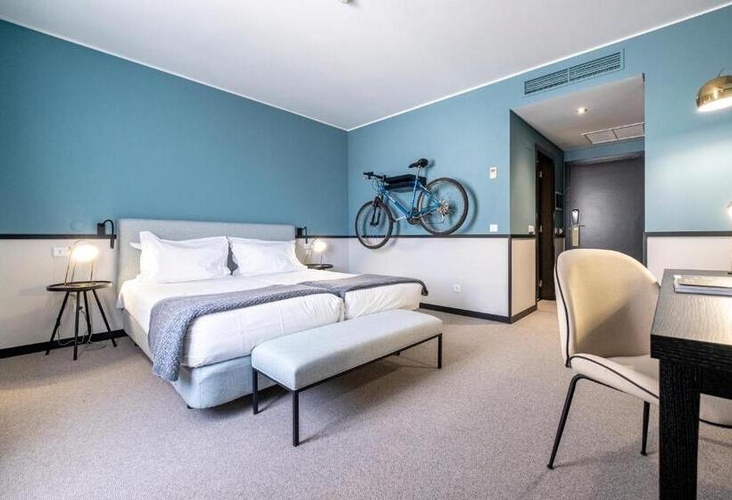 غرفة قياسية, Octant Lousa