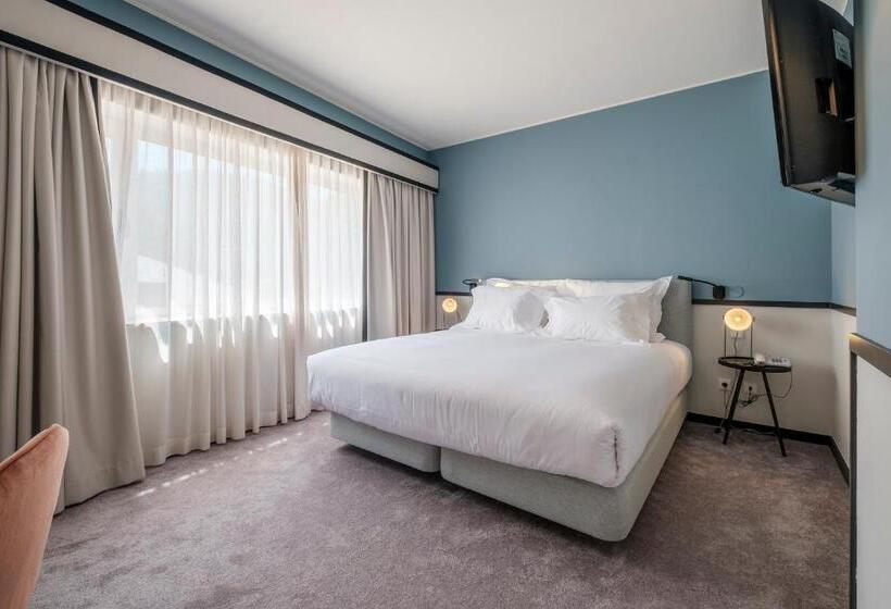 غرفة قياسية, Octant Lousa