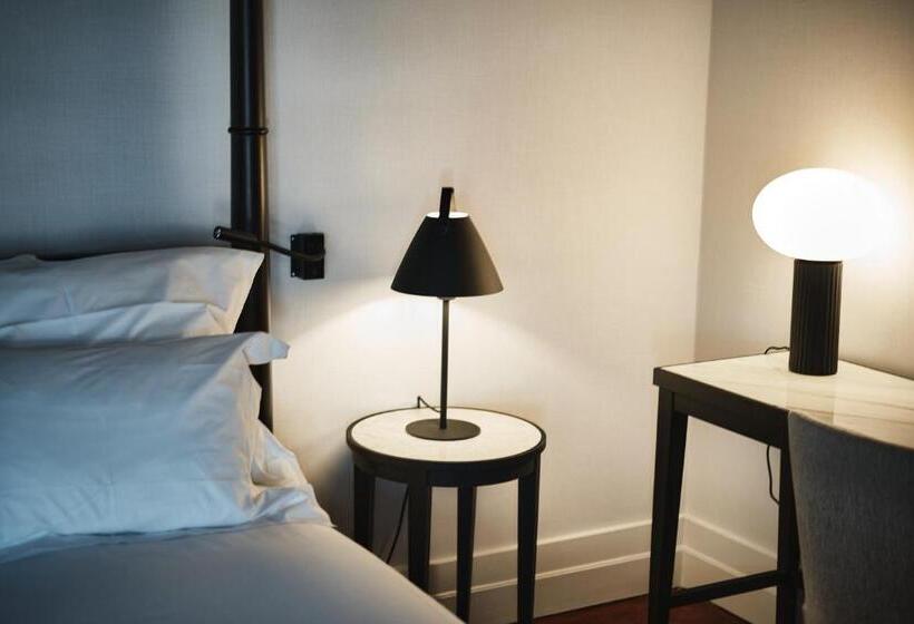 غرفة ديلوكس مطلة على الجبل, Octant Lousa