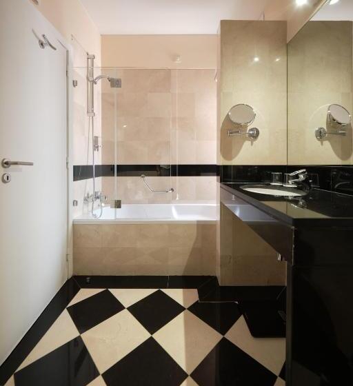 غرفة ديلوكس مطلة على الجبل, Octant Lousa