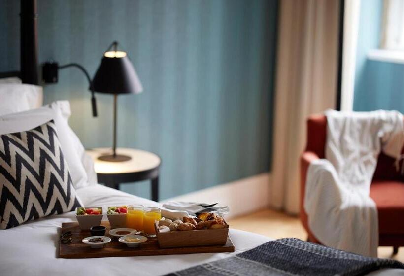 غرفة بريميوم, Octant Lousa