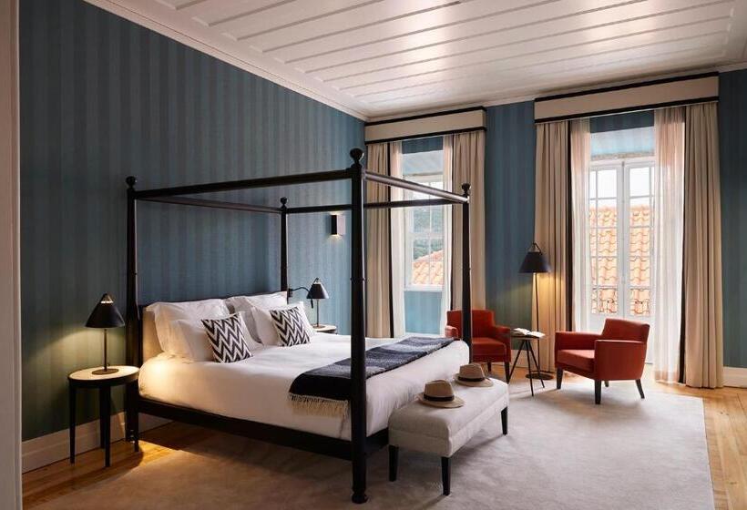 غرفة بريميوم, Octant Lousa