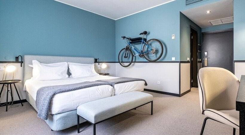 غرفة سوبيريور, Octant Lousa