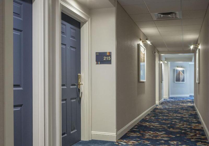 キングサイズベッドのスイートルーム, Portland Harbor