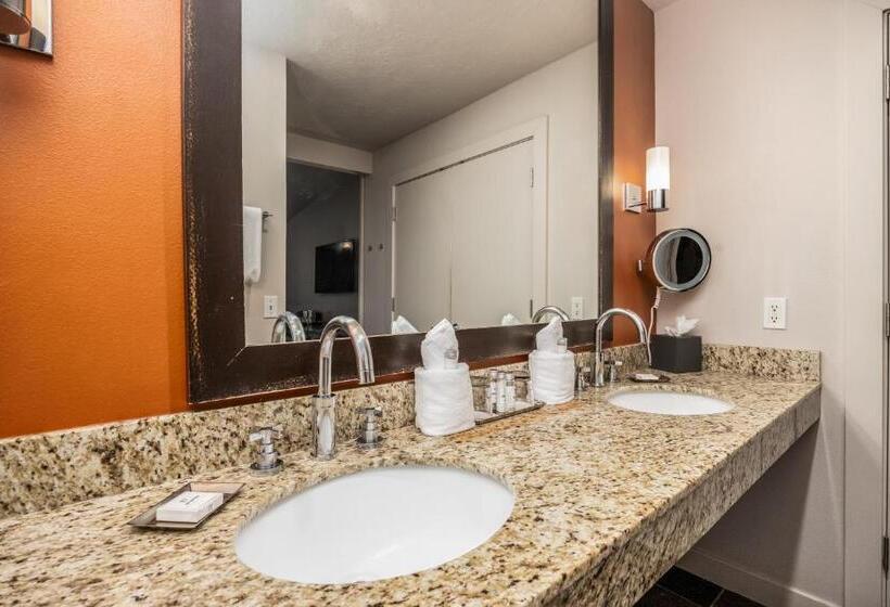 Стандартный Номер Кровать Кинг, Red Mountain Resort