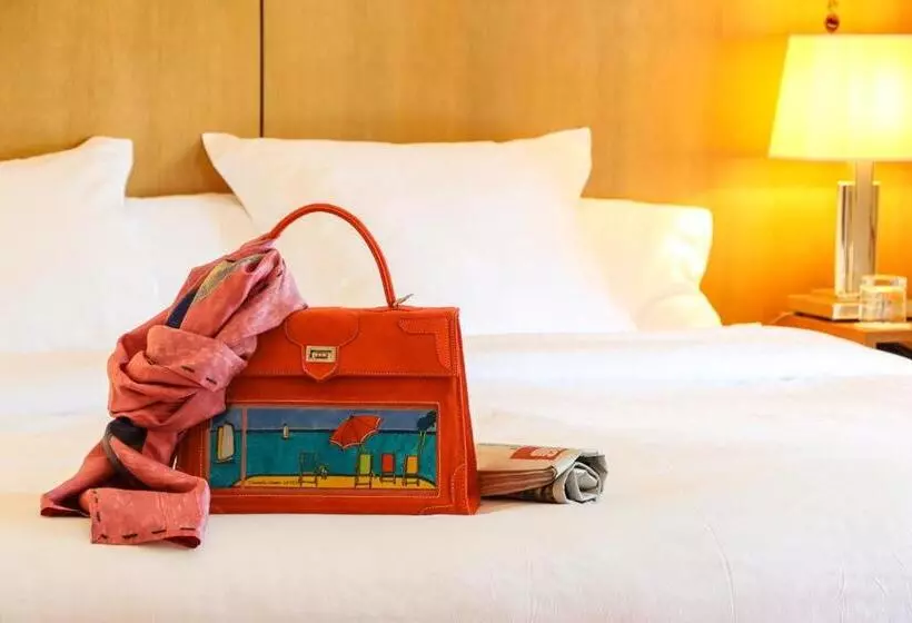 スーペリアースイート, Relais De La Poste