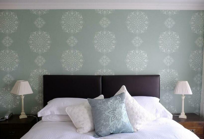 オーシャンビューデラックスルーム, Roundstone House