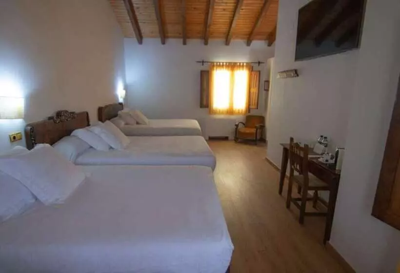 スタンダードトリプルルーム, Hospedium Hotel Rural Abadía De Yuste