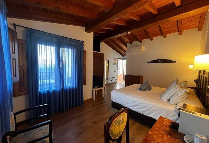 Номер Стандарт с Террасой, Hospedium Hotel Rural Abadía De Yuste