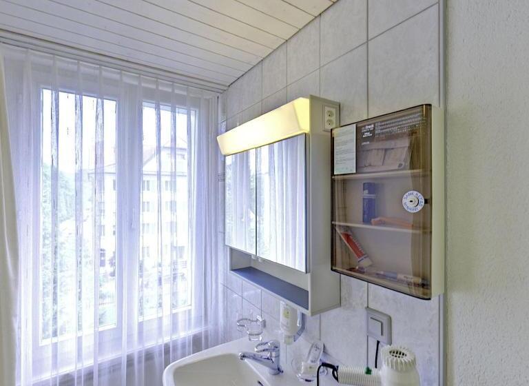 غرفة قياسية فردية, Sporting