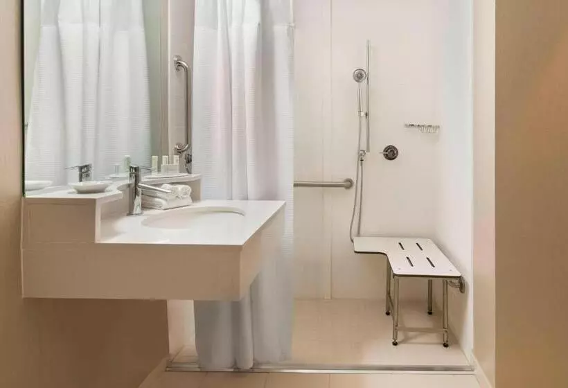 身障者適用スイートルーム, Springhill Suites Indianapolis Carmel