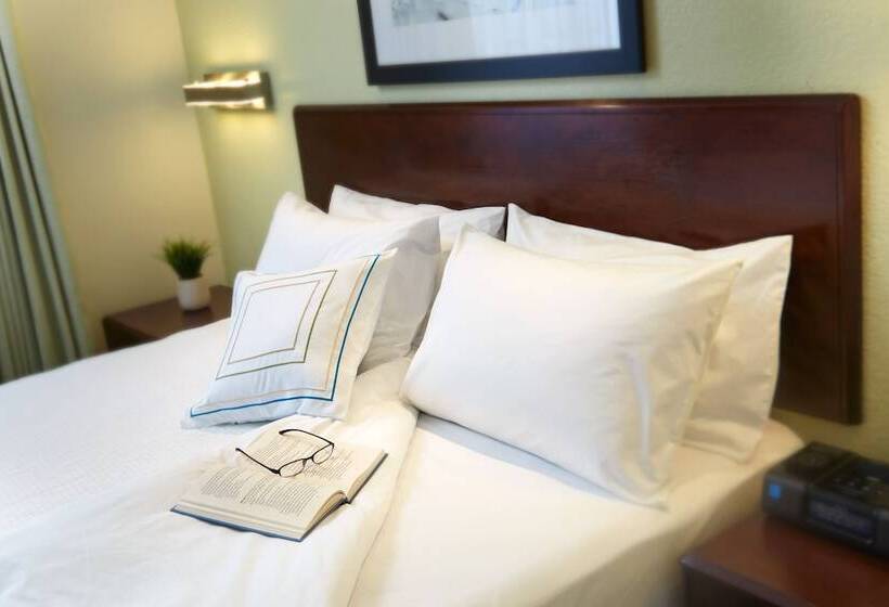 جناح, Best Western Hesperia Victorville Suites