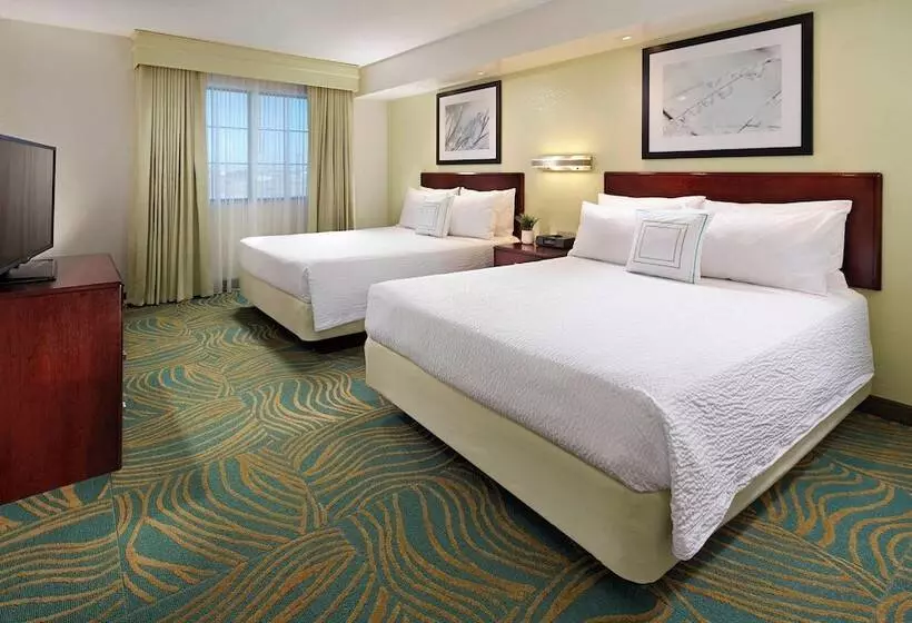 سوییت, Best Western Hesperia Victorville Suites