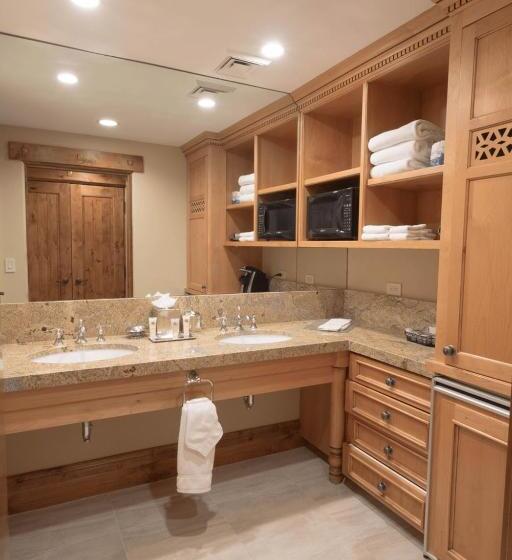 带特大床的标准间, The Chateaux Deer Valley