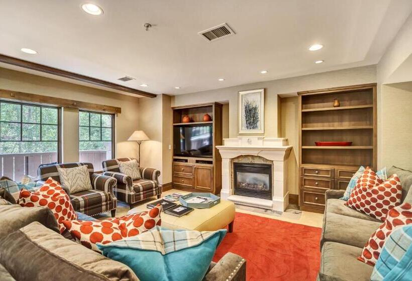 四卧套房, The Chateaux Deer Valley