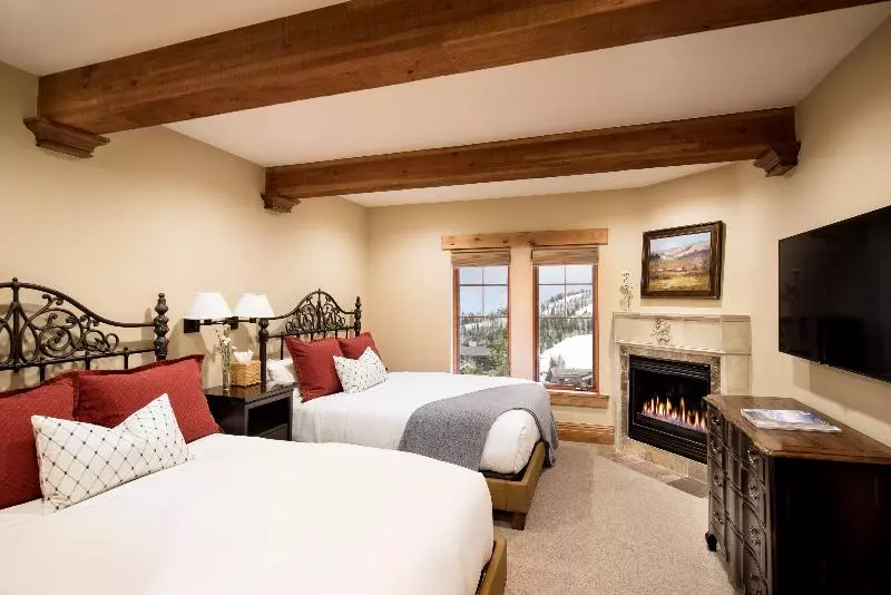 سوییت لوکس, The Chateaux Deer Valley