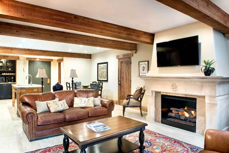 سوئیت 2 خوابه, The Chateaux Deer Valley