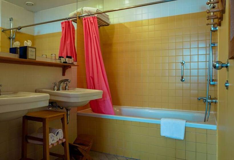 اتاق استاندارد با چشمانداز دریا, The Marmara Antalya