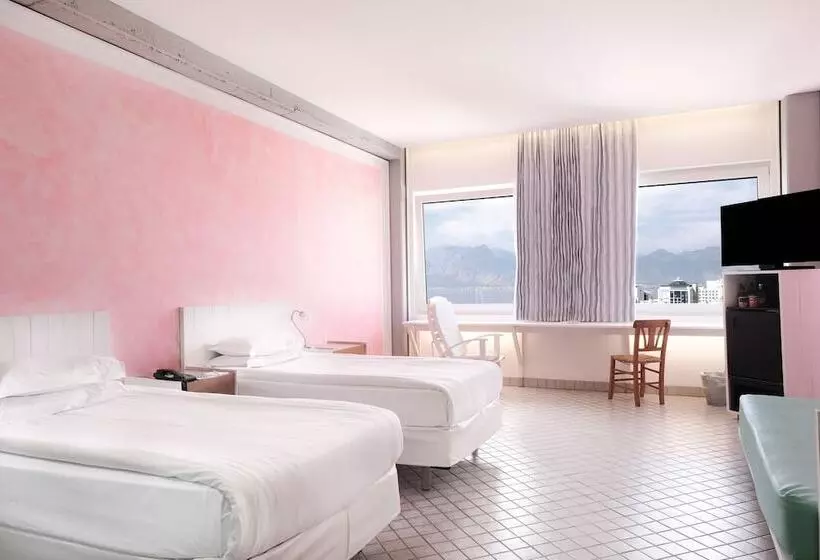 اتاق استاندارد با چشمانداز دریا, The Marmara Antalya
