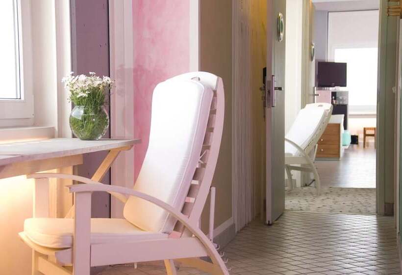 اتاق خانوادگی, The Marmara Antalya