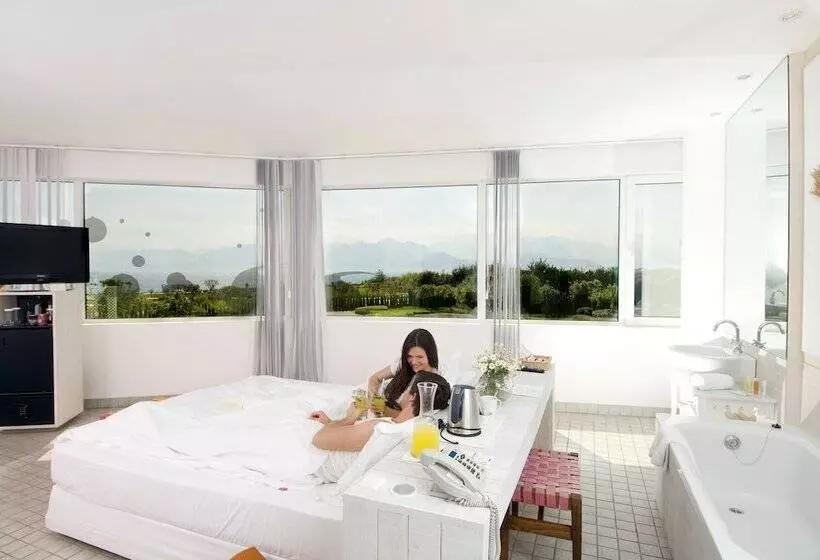 اتاق لوکس, The Marmara Antalya