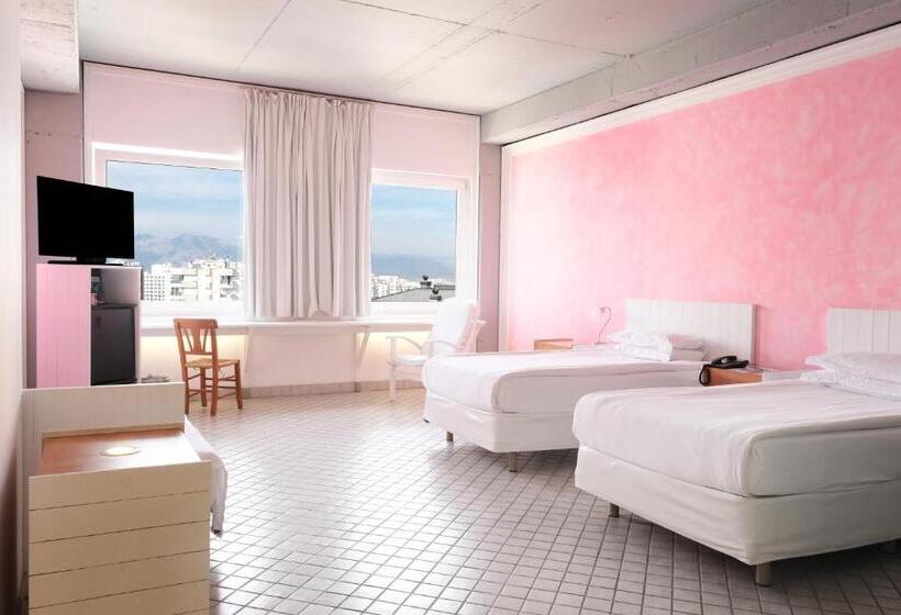 اتاق استاندارد با چشمانداز شهر, The Marmara Antalya