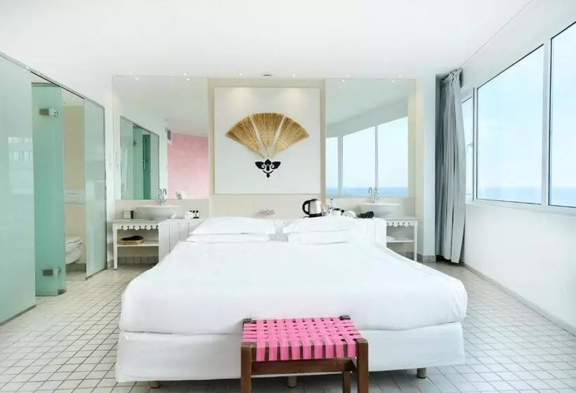 اتاق لوکس, The Marmara Antalya